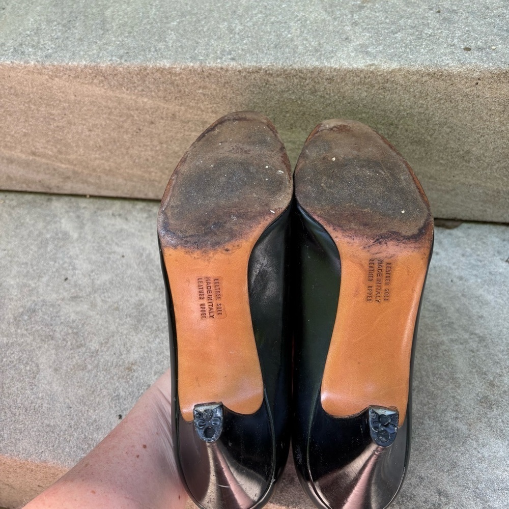 Vintage Salvatore Ferragamo Black Patent Leather Heels Size 9 - Picture 8 of 10